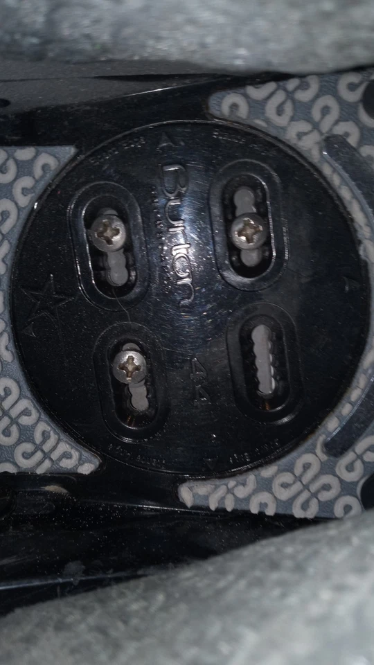 Snowboard DC con fijaciones Foto 4 de 4