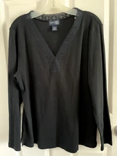 NWOT Venezia Jeans Black Long Sleeve Pullover Cotton Top Lace V-Neck 14/16
