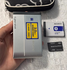 Sony Cyber Shot DSC-T70 Digital Camera 8.1MP 3x Optical Zoom Built Flash English