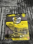 Hot Wheels Vintage Racing Nissan Skyline GT-R 1:64 Diecast Gold Real Riders