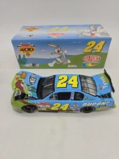 Action #24 Jeff Gordon 2002 DuPont Looney Tunes Rematch 1/24 NASCAR Monte Carlo