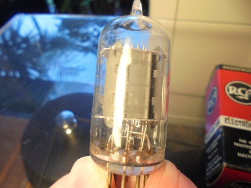RCA USA CLEAR TOP 12AU7A ECC82 FOUR NOS NEW OLD STOCK TESTED VINTAGE VALVES TUBE - Picture 7 of 11
