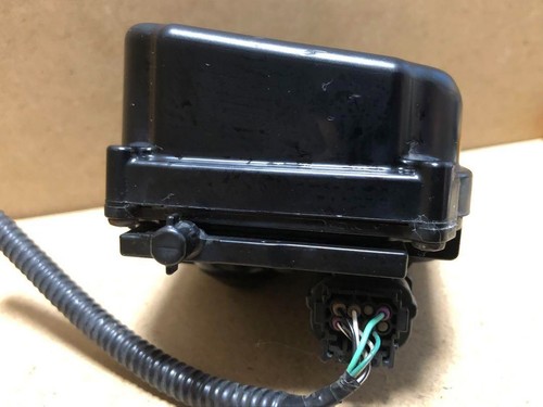 TOYOTA Prius 50‑series Millimeter Wave Radar Pre‑Crash Sensor 88210‑47090 Japan - Picture 5 of 10