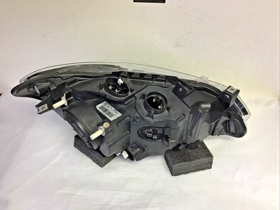 2014-2016 BMW M235i Left Headlight Xenon HID w/Adaptive Headllight OEM - Image 4 of 4