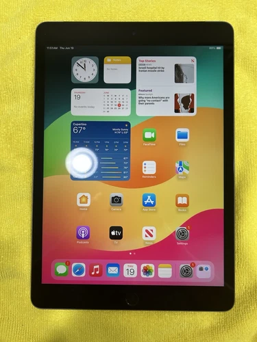 Apple iPad 9th Generation 64GB Wi-Fi + Cellular, Unlocked, Space Gray