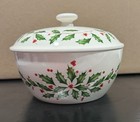 Vintage LENOX Holiday 24 Oz Covered Casserole Dish Christmas Holly Design — photo 10