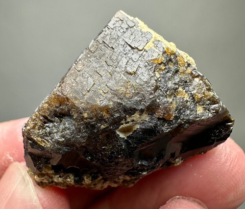 Gros cristal terminé de grenat andradite/164 carats - Picture 8 of 8