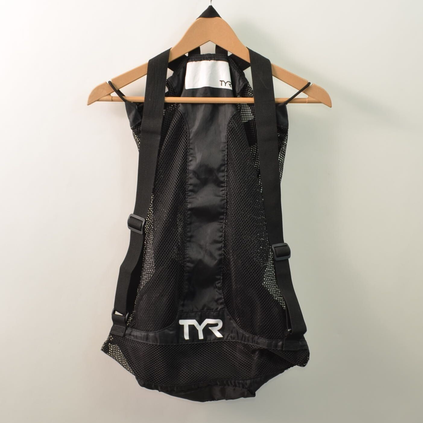 TYR Backpack Mesh Black Bag