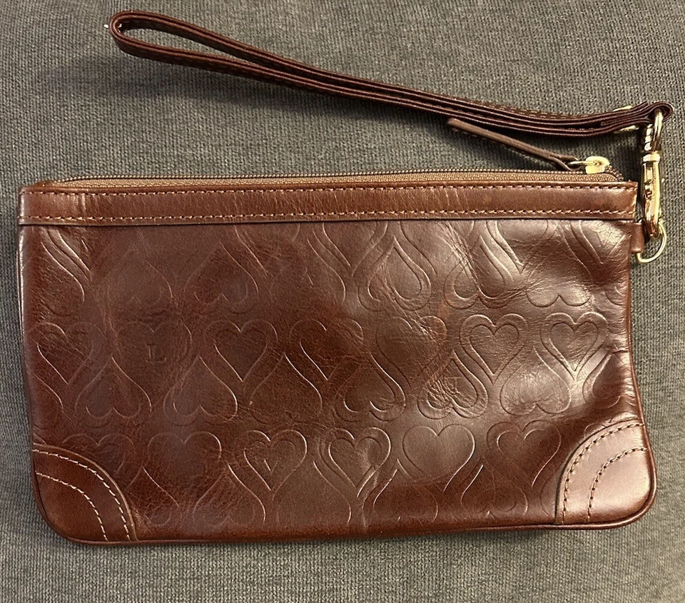 Raro y Vintage: Muñequera LOVCAT de Cuero Marrón en Relieve con Varios Corazones Foto 3 de 4