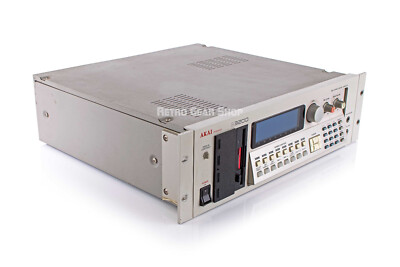 AKAI S3200XL デジタルサンプラー Akai S3200XL