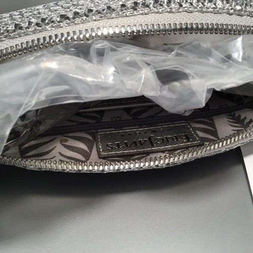 NWT ERIC JAVITS CROISSANT METALLIC RAFFIA CLUTCH BAG - Picture 4 of 12