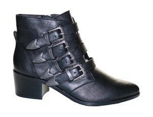 billey buckle bootie