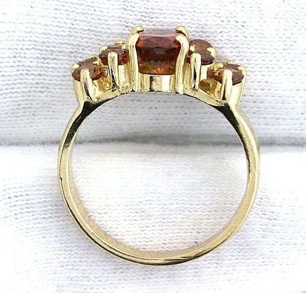 Anillo de oro amarillo de 14 quilates 8x6 ovalado redondo hessonita gema redonda gema damas racimo Foto 3 de 3