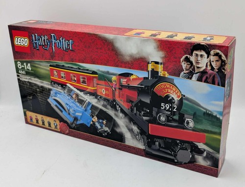LEGO 4841 Harry Potter Hogwarts-Express Eisenbahn Zug Lok Dampfzug Neu - Picture 2 of 10