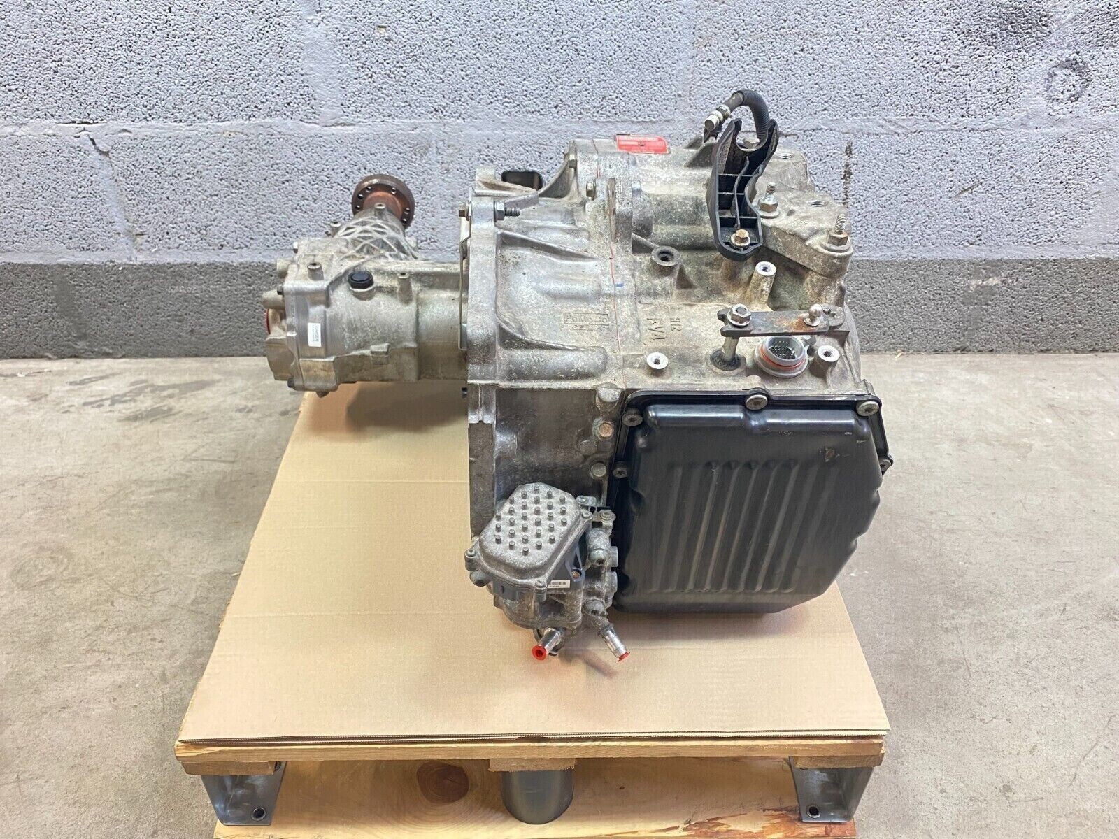 1285247 VOLVO V60 S60 2,4 D4 AWD AUTOMATIC GEARBOX TRANSMISSION 6 