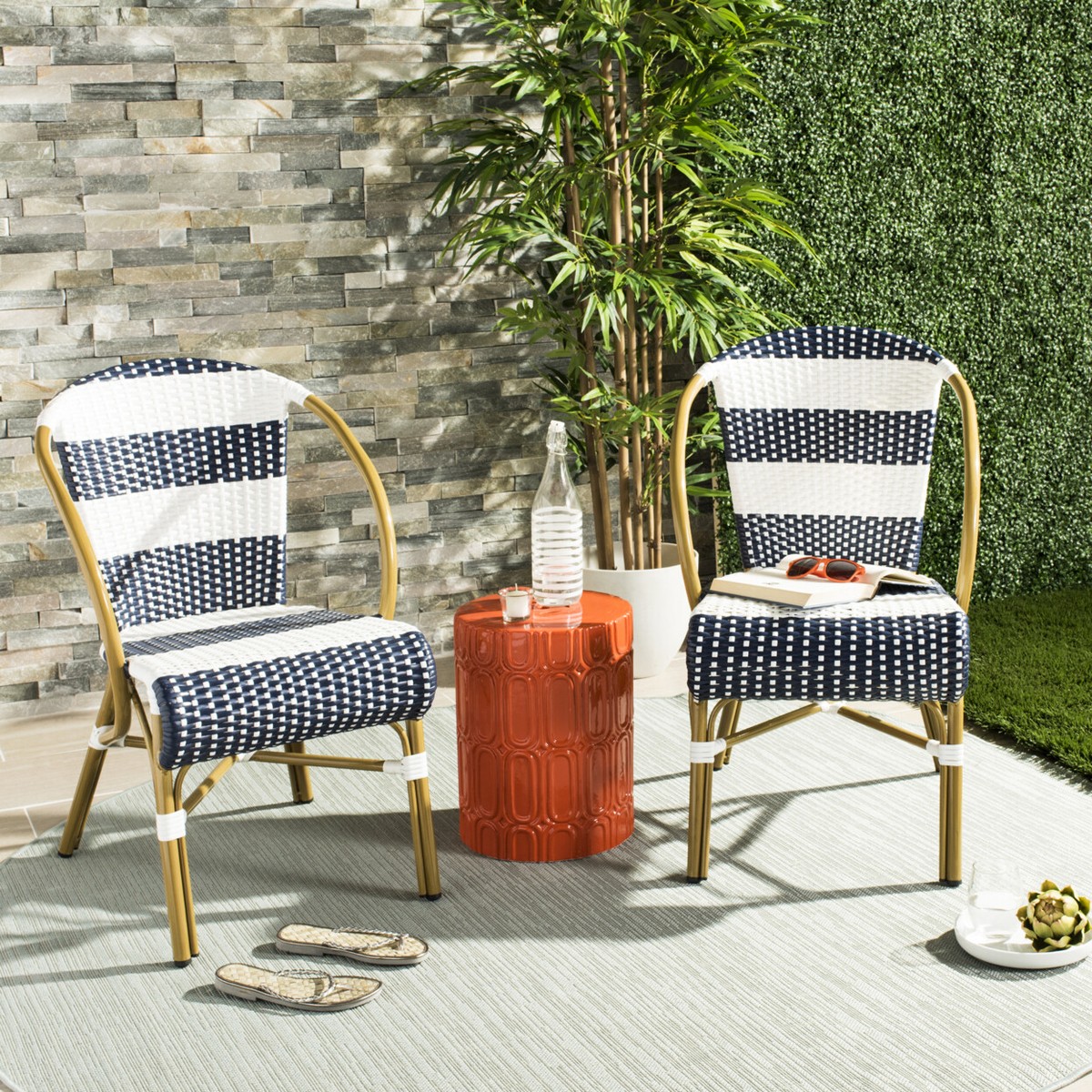 SAFAVIEH Outdoor Collection Sarita Striped Bistro Side Chair - Main Image