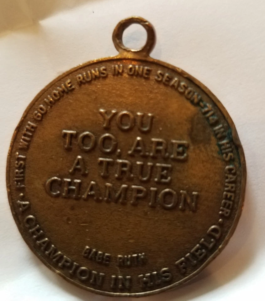 Llavero medallón vintage Babe Ruth "TÚ TAMBIÉN ERES UN VERDADERO CAMPEÓN" Foto 3 de 3