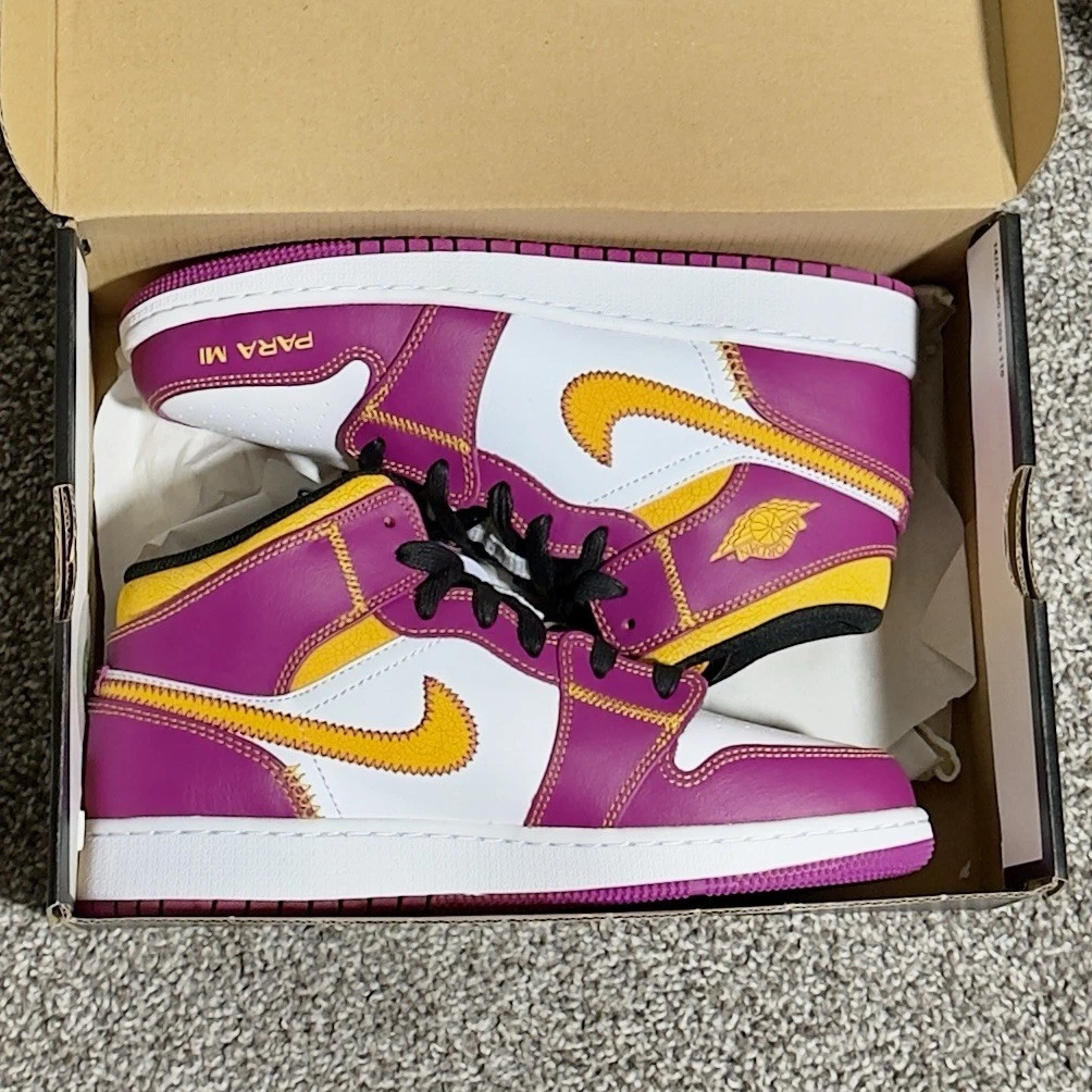 Nike Air Jordan 1 Mid Dia De Los Muertos 2020 Size 7.5 W/6Y Familia DC0500-100
Opens in a new window