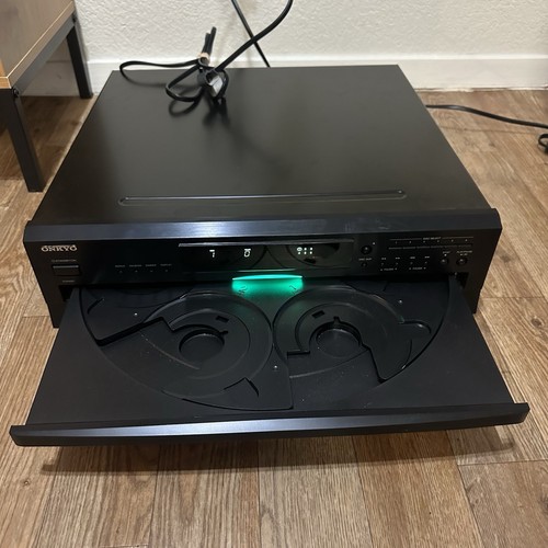 Onkyo DX-C390 6 dischi carosello cambia CD funzionante - Foto 2 di 5