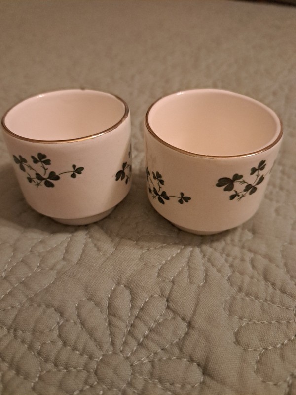 Carrigaline Pottery Co. Shot Glass, Ireland, Shamrocks 2x2” Set of 2