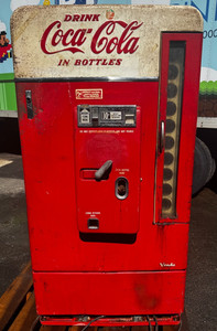 ALL ORIGINAL VENDO COKE MACHINE