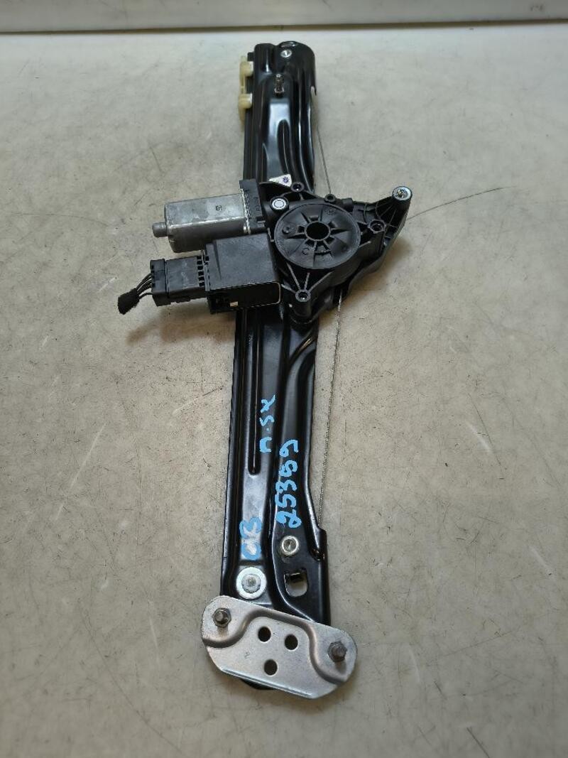 YQ00469580 motorino alzacristalli CITROEN C3 AIRCROSS (09/17-08/21) 2017 Usato