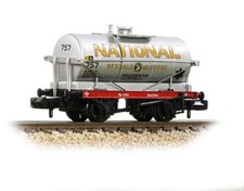 Graham Farish 373-650B 14T Tank Wagon National Benzole Silver 757 N Gauge