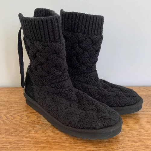 Stivali UGG Isla taglia 7 neri in maglia morbida stringati fiocco schiena slip on