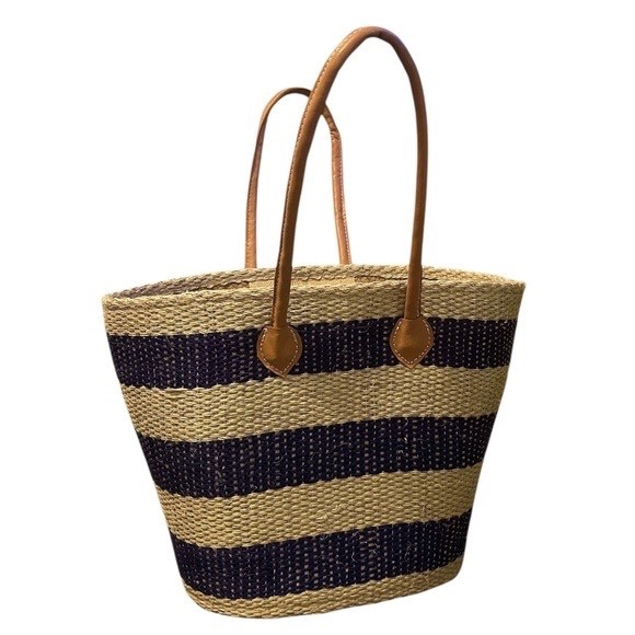 NWOT Straw Studios Large Striped Straw Women'sTote Bag.