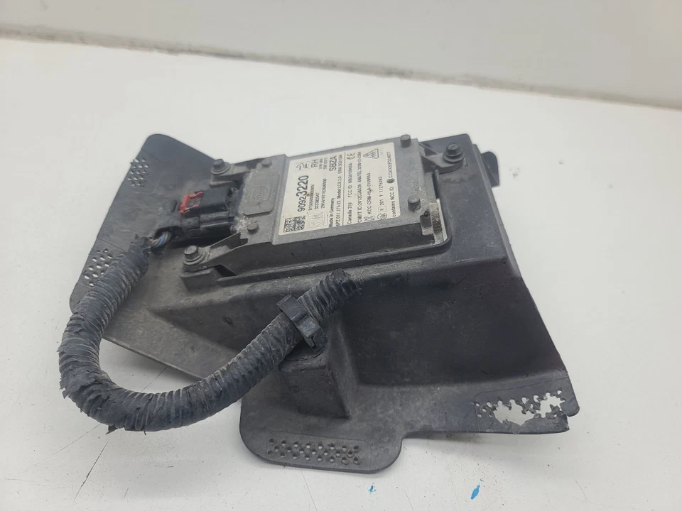 Módulo de sensor de punto ciego derecho Buick Lacrosse 2014-2016 radar 90923220 OEM Foto 2 de 4