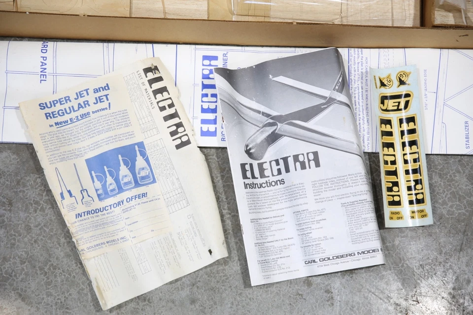 Kit de avión modelo Carl Goldberg vintage K10 Electra RC velero caja abierta Foto 2 de 4