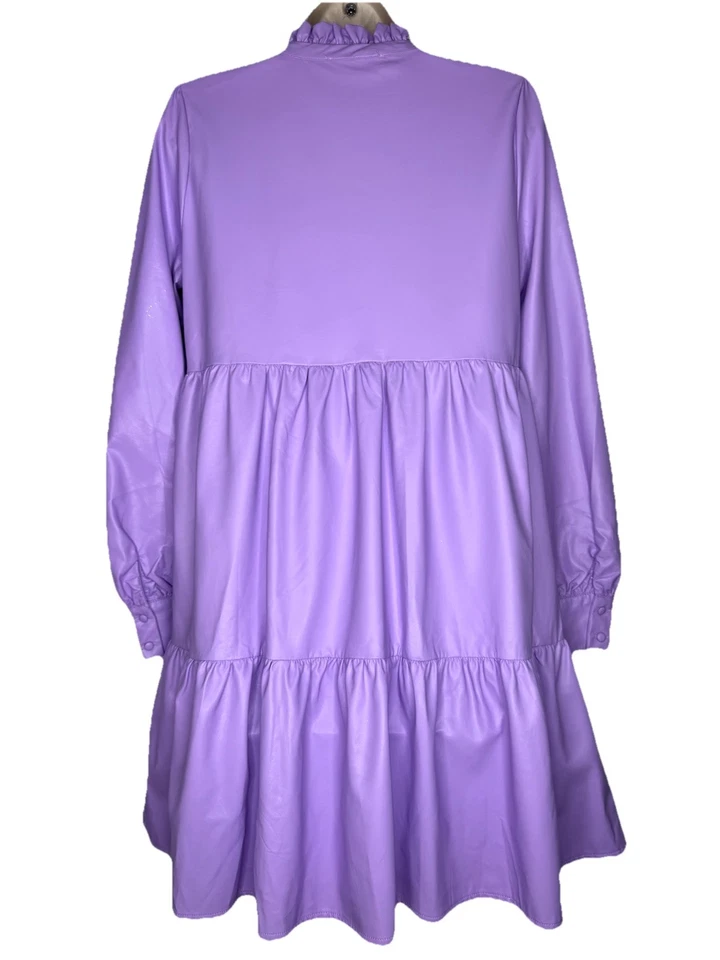 Mini Vestido Karlie Lavanda Imitación Cuero Niveles Talla M Volantes Cuello Manga Abullonada Foto 4 de 4