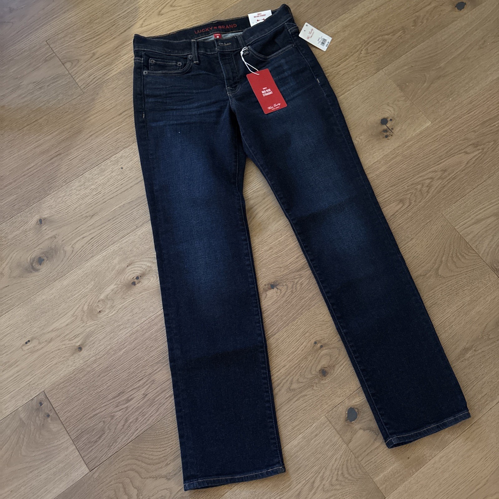 Size 8 / 29 Ankle Whiskering