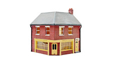 HORNBY SKALEDALE 00 GAUGE - R8624 - HAROLDS LARDER CORNER SHOP - UNBOXED