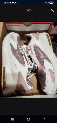 Nike Airmax Bolt Gs Women  8.5 Or 6.5Y  SNEAKERS