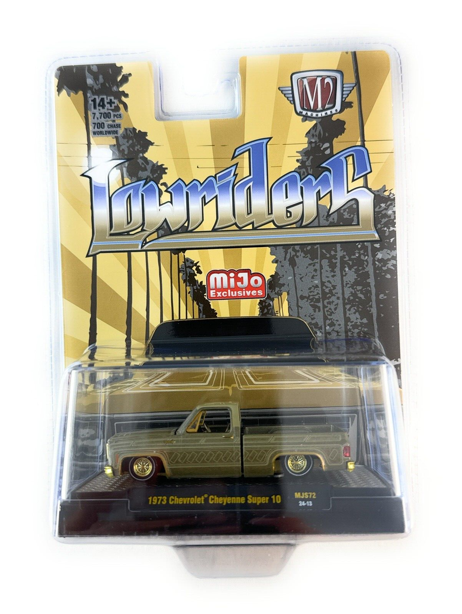 chase! M2 1973 Chevrolet Cheyenne Super 10 Pickup Truck Lowriders