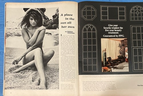 VTG Life Magazine March 29, 1968 Jane Fonda as Barbarella - Picture 4 of 4