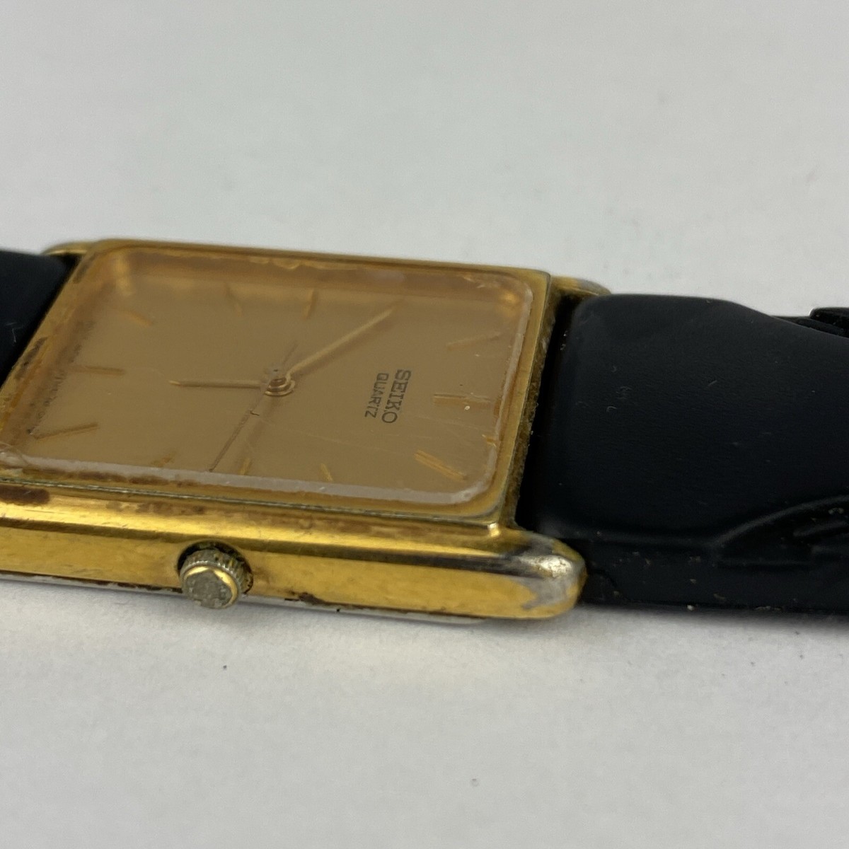 Seiko Tank Vintage Gold Dress Watch 5Y31-5369 – FOR PARTS/REPAIR 
