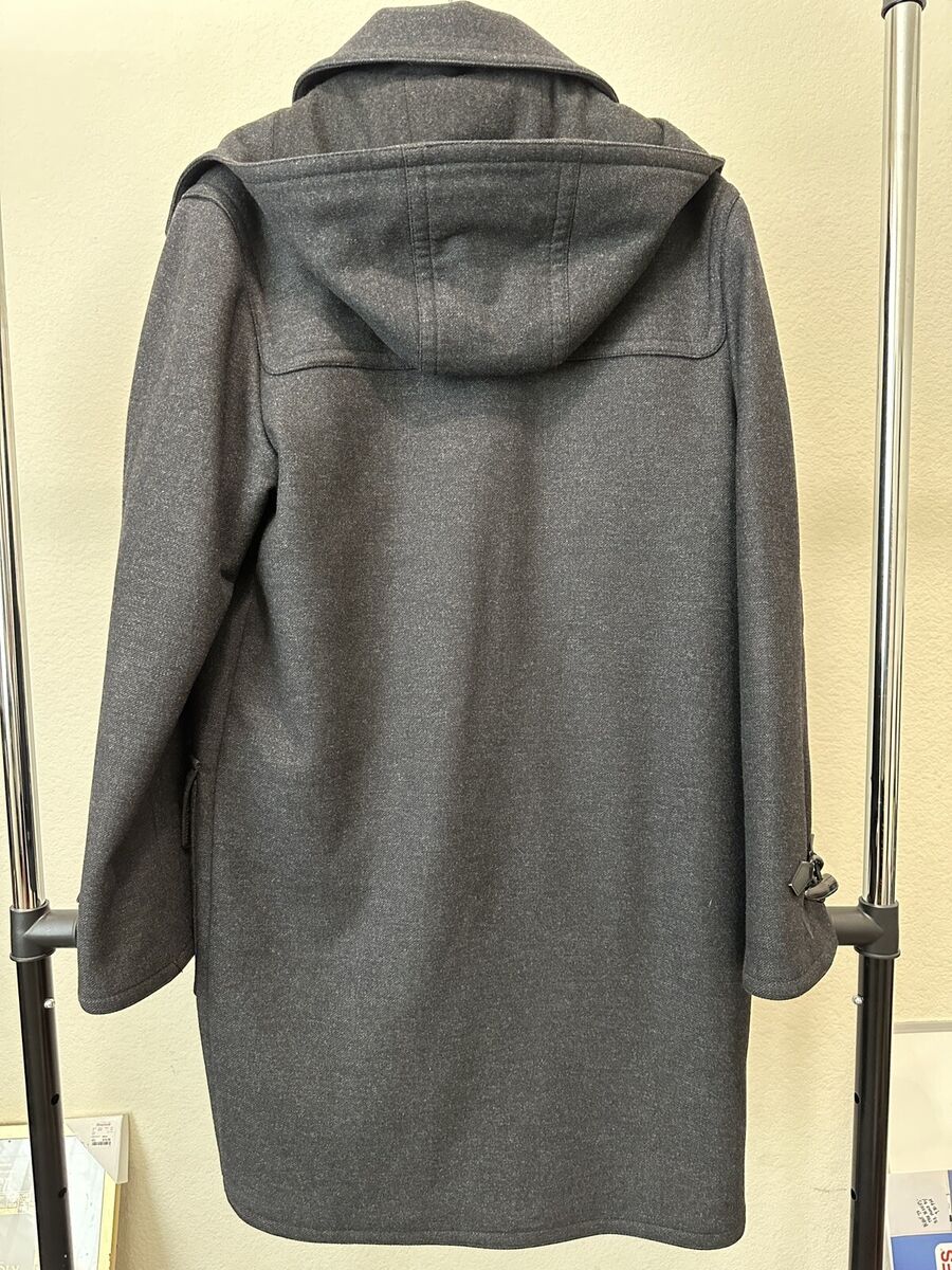 HERMES Mens Duffle Coat Hooded Parka W/ Horn Toggles - Size HERMES Mens Duffle Coat Hooded Parka W/ Horn Toggles - Size