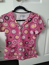 womens scrub Tops xs Prints