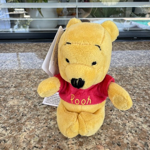Disney Parks Toy Winnie The Pooh Bear Magnet Hands Plush 5” - 第 2/9 張圖片
