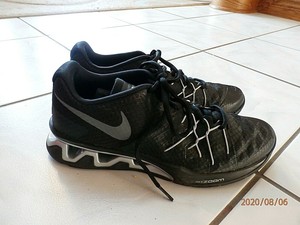 nike zoom reax lightspeed