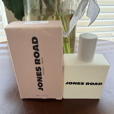 Jones Road Shower Parfum Spray 30 mL / 1 fl oz Regular Size MPN 241T3C