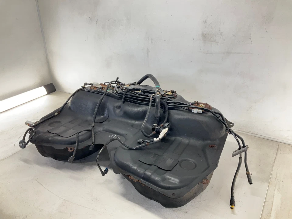 06-07 Subaru Impreza tanque de combustible 2,5 L con bomba y manguera sin turbo Foto 2 de 4