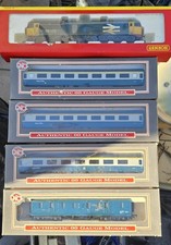 Hornby R2253 Class 56 Locomotive Weathered with Dapol Carriges tracks controller