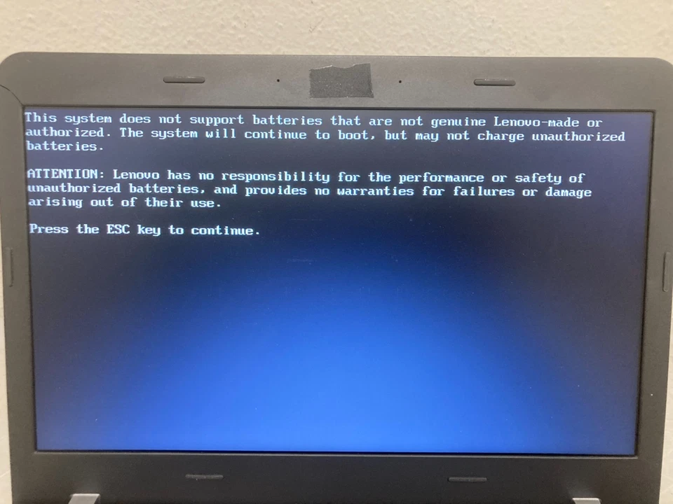 Portátil Lenovo ThinkPad E550 15" Intel Core - Botas, Error de batería Foto 2 de 4