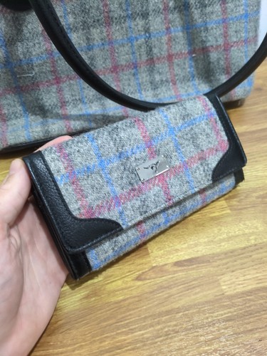 HARRIS TWEED WOOL Leather Shoppers Bag With Matching Wallet, Grey/Blue/Pink VGC - Picture 8 of 9