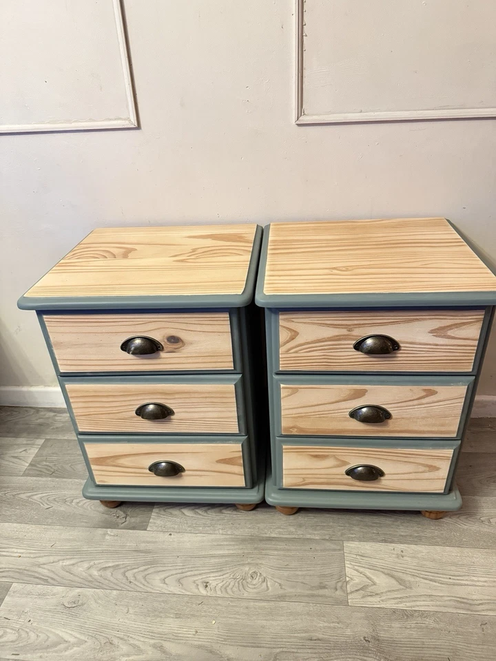 Stunning Pair of Upcycled Pine Bedside Tables Excellent Condition - Image 2 of 4