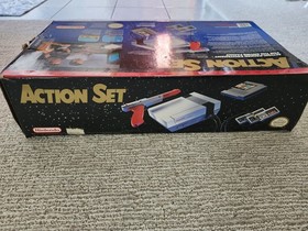 NES Nintendo Juego de Acci&oacute;n Sistema Zapper Rojo Consola CIB Manuales Mario Duck Hunt