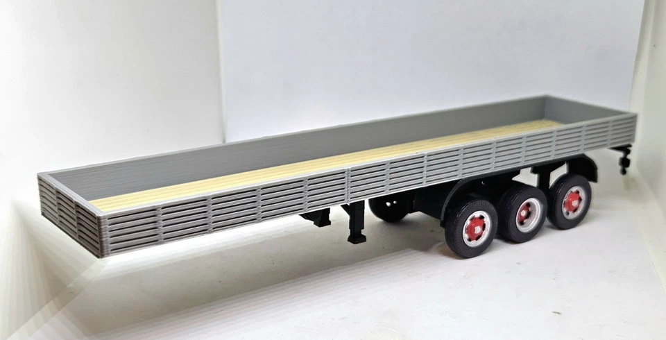 # 1/43 SEMIRIMORCHIO a 3 ASSI 11m CON CASSONE GRIGIO BATTAX adatto x motrici IXO - Immagine 2 di 3